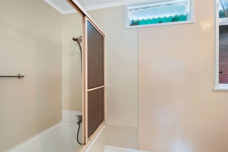 Photo of property in 21 Raupo Street, Castlecliff, Whanganui, 4501