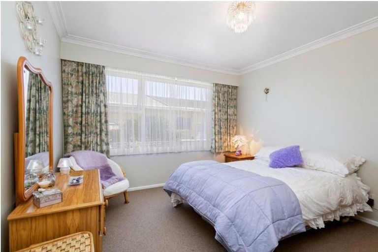 Photo of property in 20a Porutu Street, Fairfield, Lower Hutt, 5011