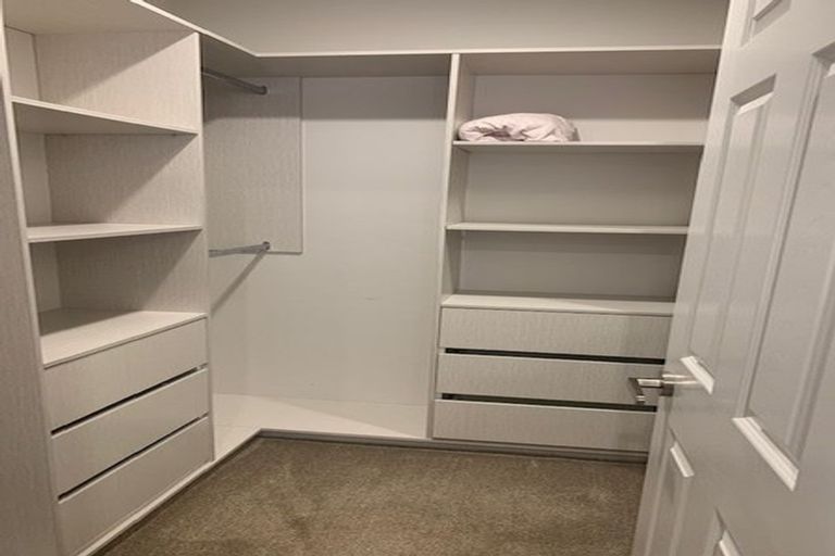 Photo of property in 24 Drumbuoy Drive, Flat Bush, Auckland, 2019
