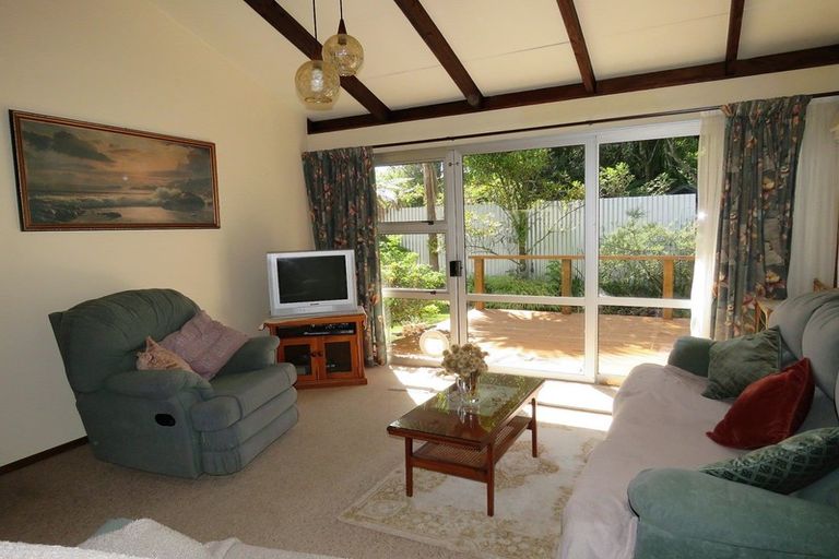 Photo of property in 39 Domett Street, Westport, 7825