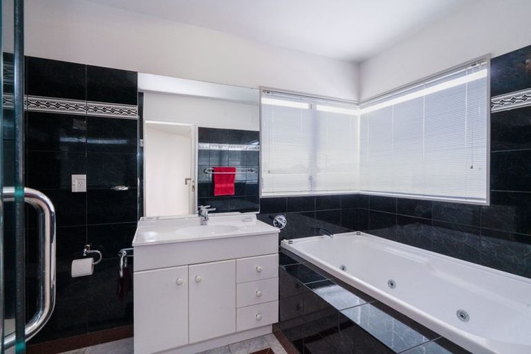 Photo of property in 99b Manly Street, Paraparaumu Beach, Paraparaumu, 5032