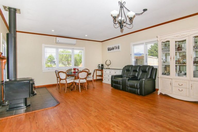 Photo of property in 95 Domett Street, Westport, 7825