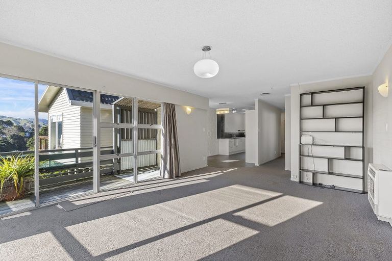 Photo of property in 5a Oak Avenue, Paremata, Porirua, 5024