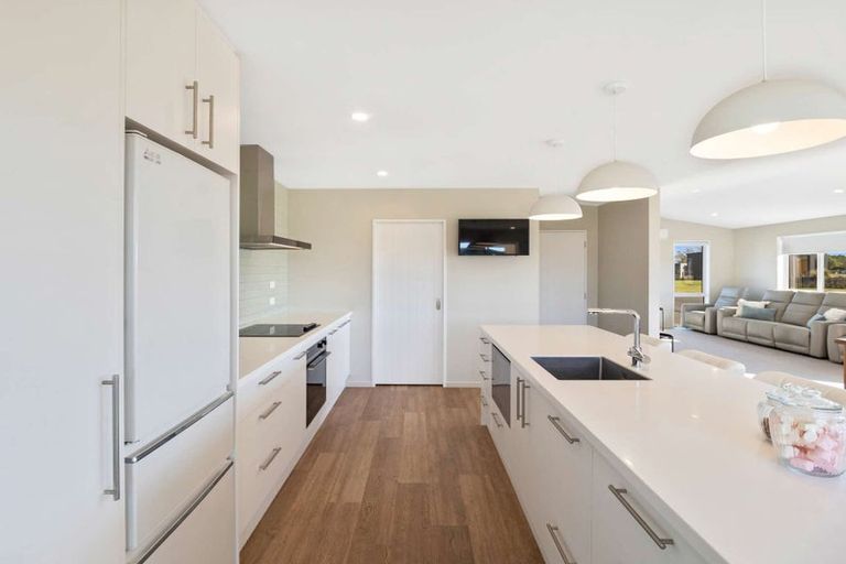 Photo of property in 6 Westview Drive, Tinwald, Ashburton, 7700