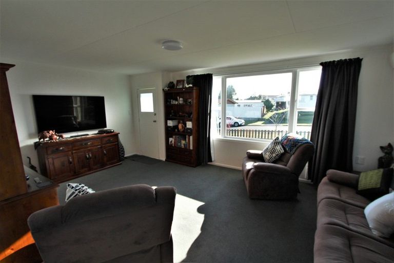 Photo of property in 17 Kiwi Street, Tokoroa, 3420