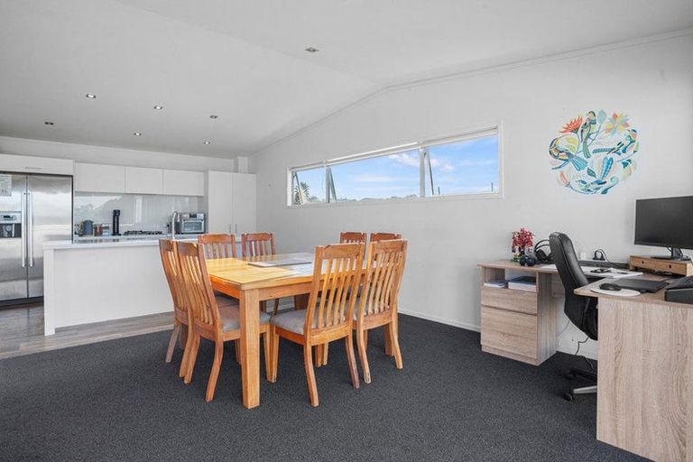 Photo of property in 58a Bway Road, Waihi Beach, 3611
