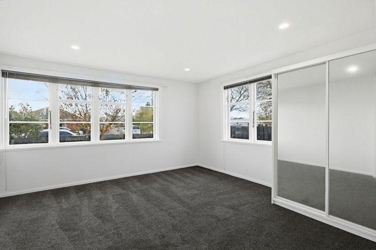 Photo of property in 16 Boyne Avenue, Northcote, Christchurch, 8052