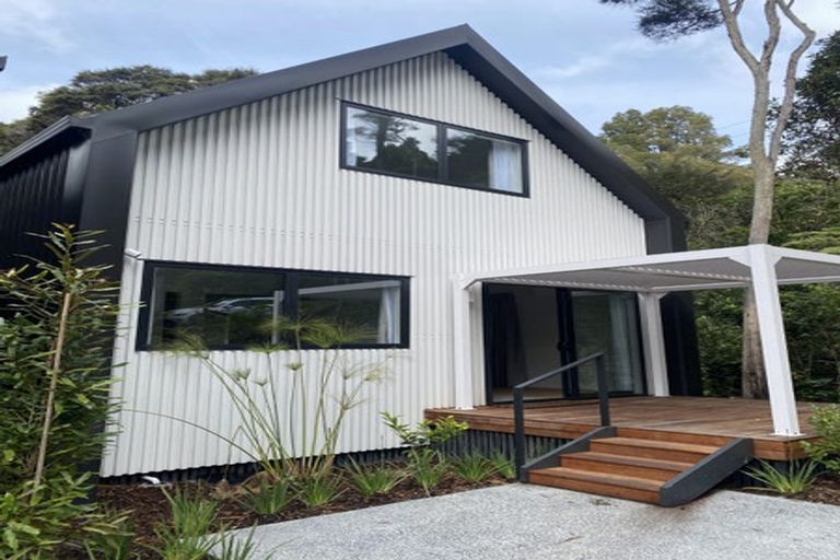 Photo of property in 187 Konini Road, Titirangi, Auckland, 0604