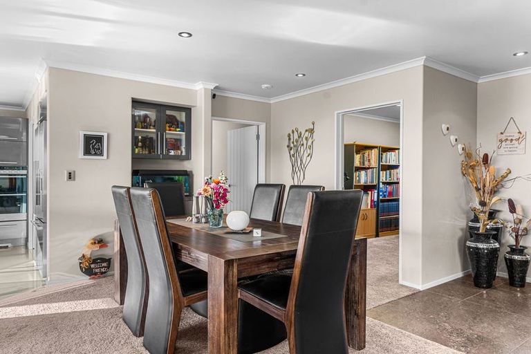 Photo of property in 97 West Ridge Road, Maunu, Whangarei, 0110