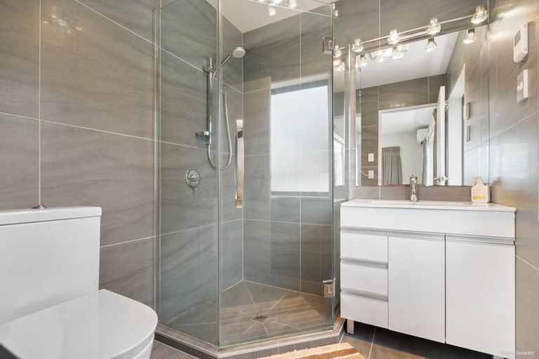 Photo of property in 23 Platinum Rise, Ranui, Auckland, 0612