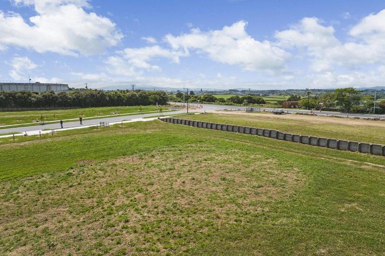 Photo of property in 35 Manaia Road, Tairua, 3508