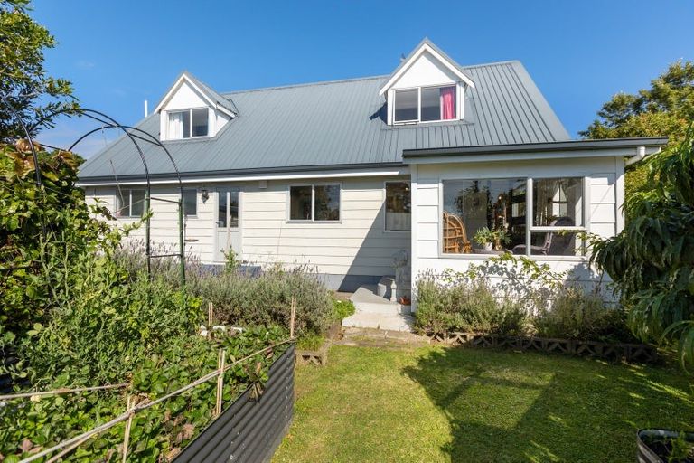 Photo of property in 14 Cumming Street, Okato, 4335