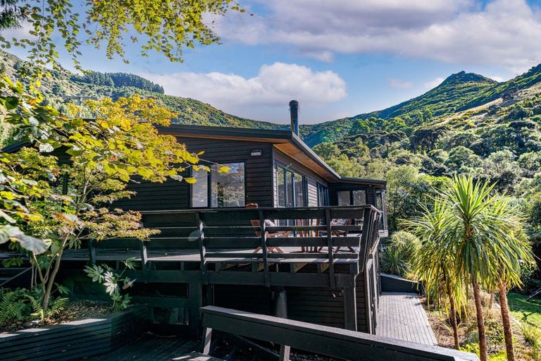 Photo of property in 28a Zephyr Terrace, Governors Bay, Lyttelton, 8971