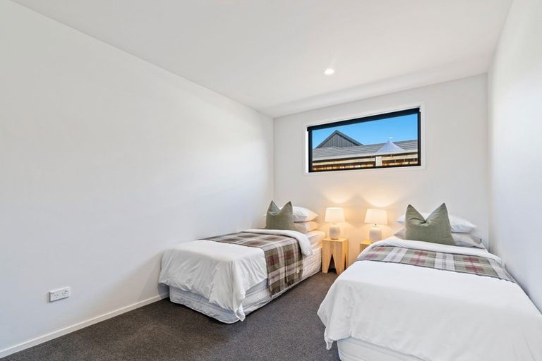 Photo of property in 12 Wheat Street, Jacks Point, Queenstown, 9371