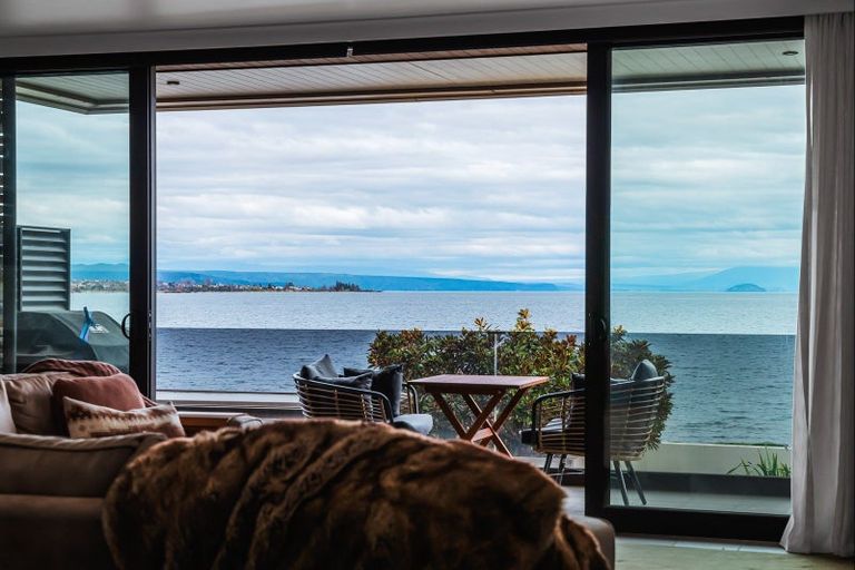 Photo of property in 88 Lake Terrace, Taupo, 3330