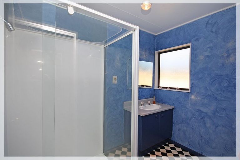 Photo of property in 3a Dale Road, Raumati South, Paraparaumu, 5032