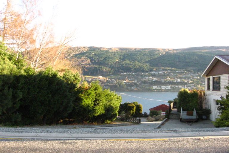 Photo of property in 341 Peninsula Road, Kelvin Heights, Queenstown, 9300
