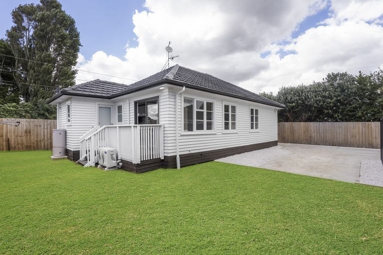 Photo of property in 58c Gloucester Road, Manurewa, Auckland, 2102