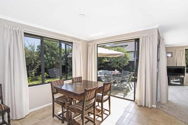 Photo of property in 18 Lobank Place, Richmond, 7020