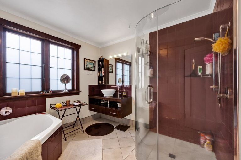 Photo of property in 7 Princes Street, Hawera, 4610