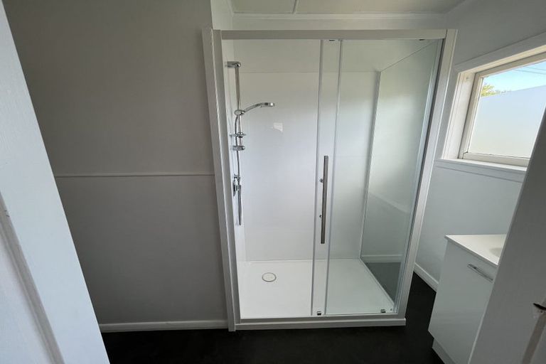 Photo of property in 52 Reading Street, Greytown, 5712