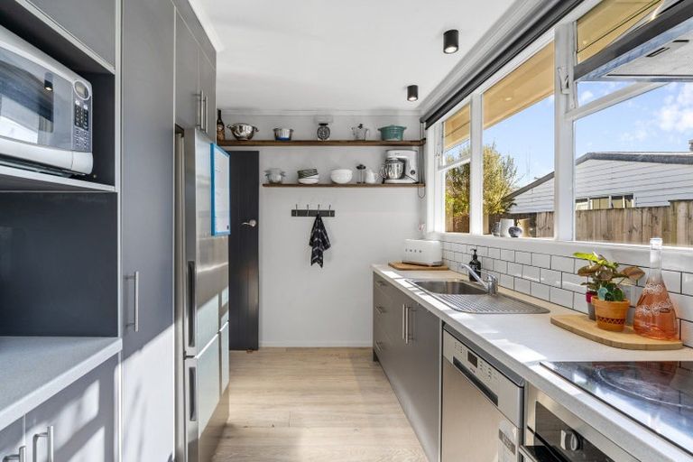 Photo of property in 3b Stirling Grove, Greerton, Tauranga, 3112