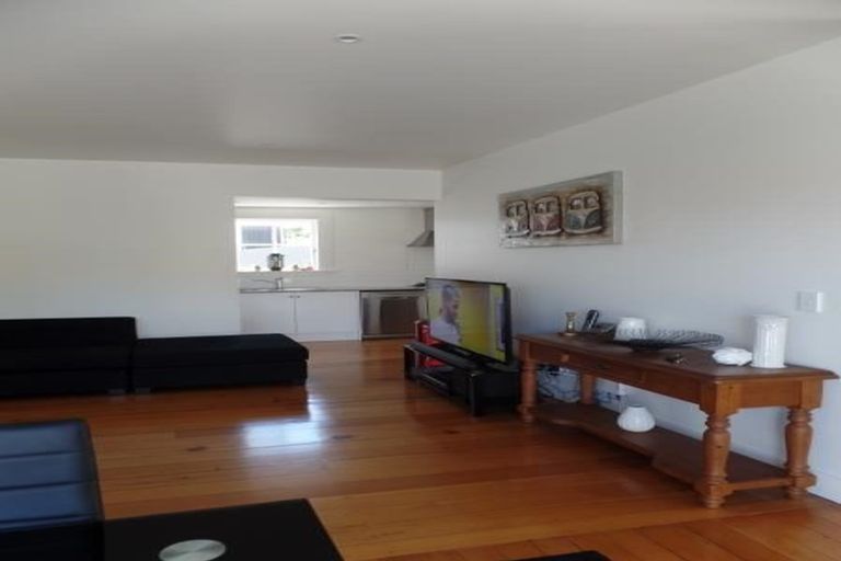 Photo of property in 2/3 Park Avenue, Takapuna, Auckland, 0622