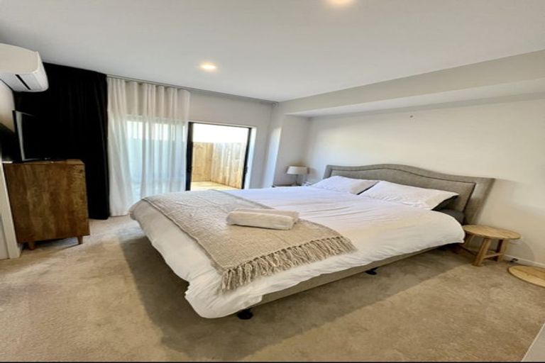 Photo of property in 6 Parenga Lane, Kumeu, 0810