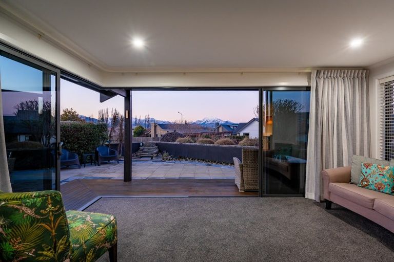 Photo of property in 10 Hyland Street, Wanaka, 9305