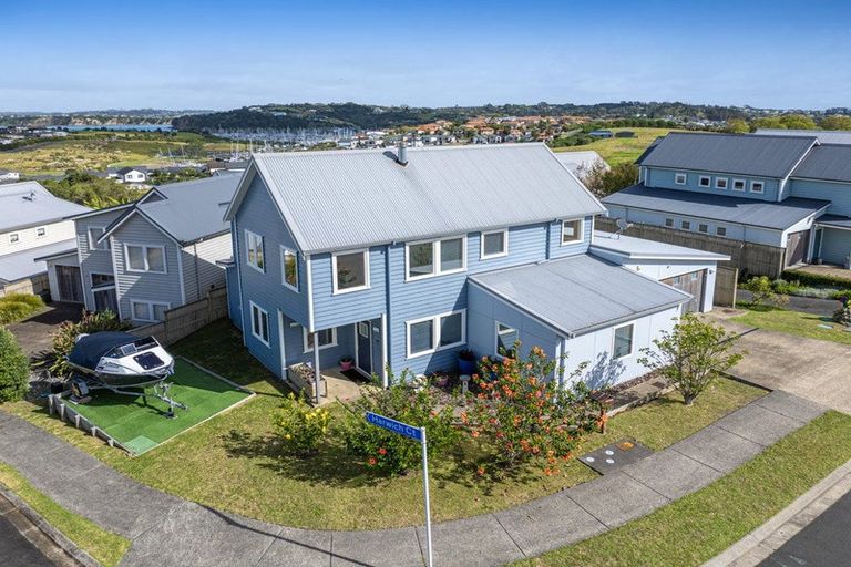 Photo of property in 17 Cape Cod Drive, Gulf Harbour, Whangaparaoa, 0930