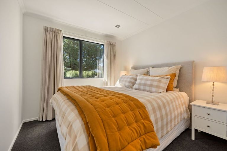 Photo of property in 65 Oregon Drive, Kelvin Heights, Queenstown, 9300