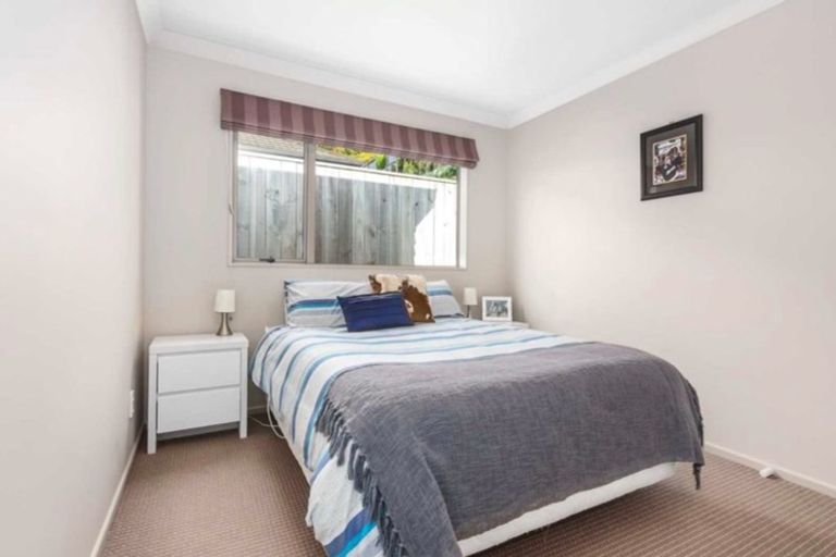 Photo of property in 76 Staithes Drive North, Whitby, Porirua, 5024
