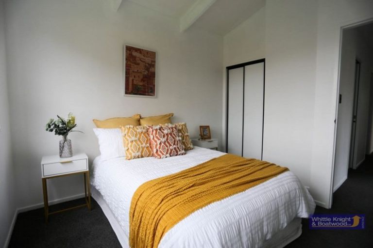 Photo of property in 92c/2 Englefield Road, Northwood, Christchurch, 8051