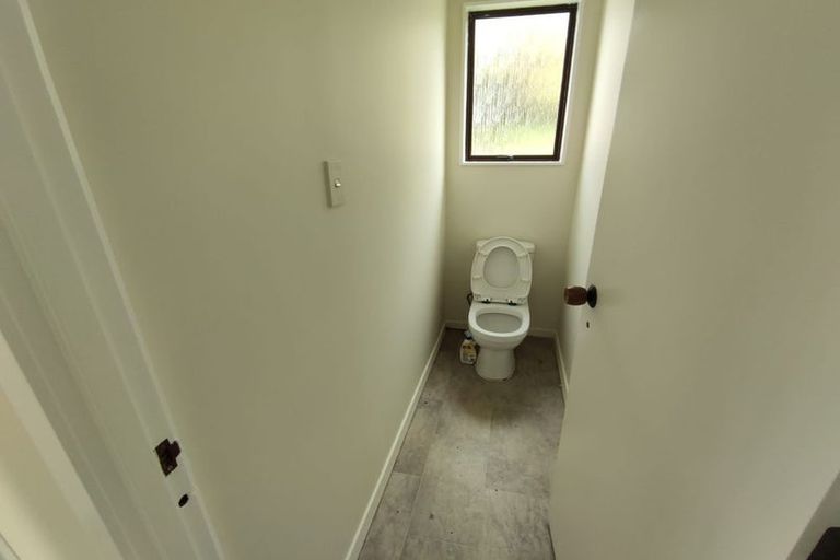 Photo of property in 27h Rehia Road, Massey, Auckland, 0614