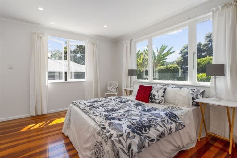 Photo of property in 68 Glen Road, Ranui, Auckland, 0612