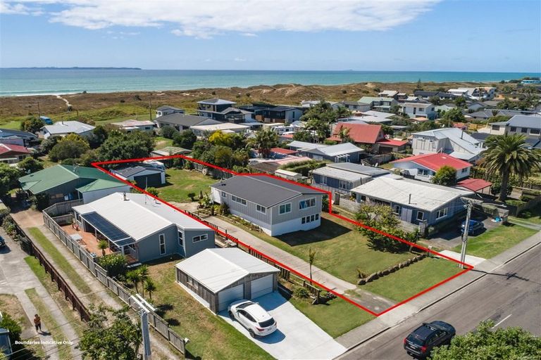 Photo of property in 41 Simpson Road, Papamoa Beach, Papamoa, 3118