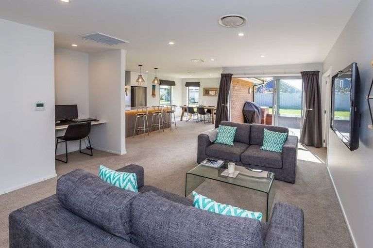 Photo of property in 18 New Creek Mews, Rolleston, 7614