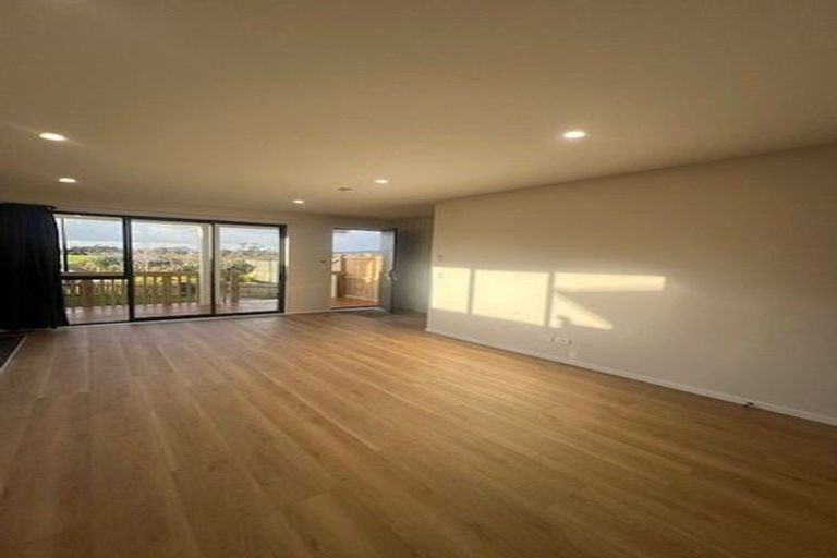 Photo of property in 38 Ahunga Road, Karaka, Papakura, 2113