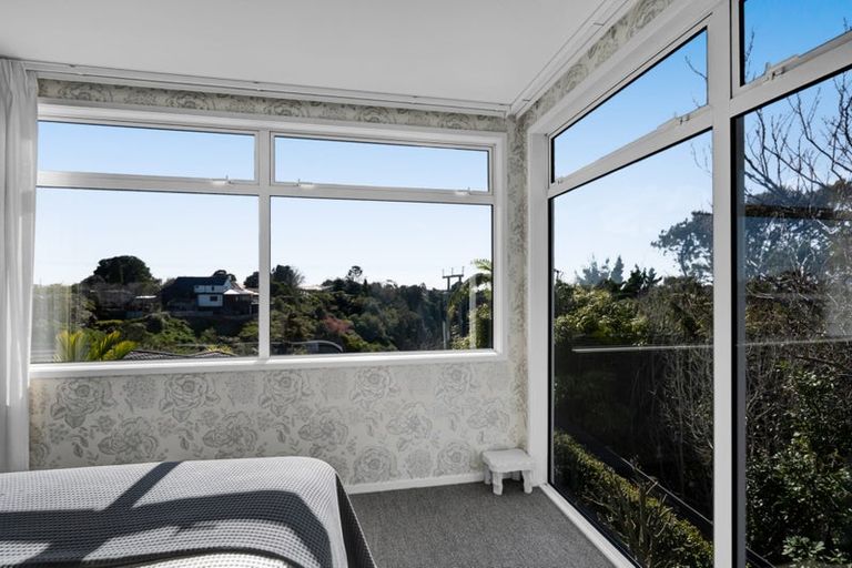 Photo of property in 321b Mangorei Road, Merrilands, New Plymouth, 4312