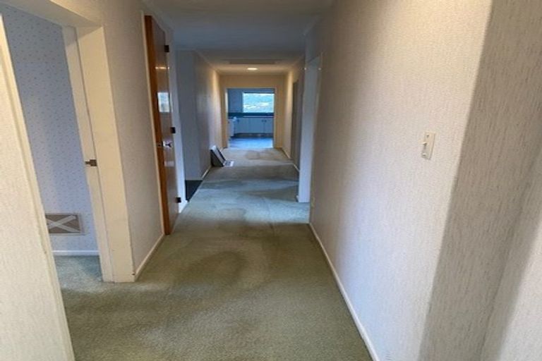 Photo of property in 12 Cranwell Street, Churton Park, Wellington, 6037
