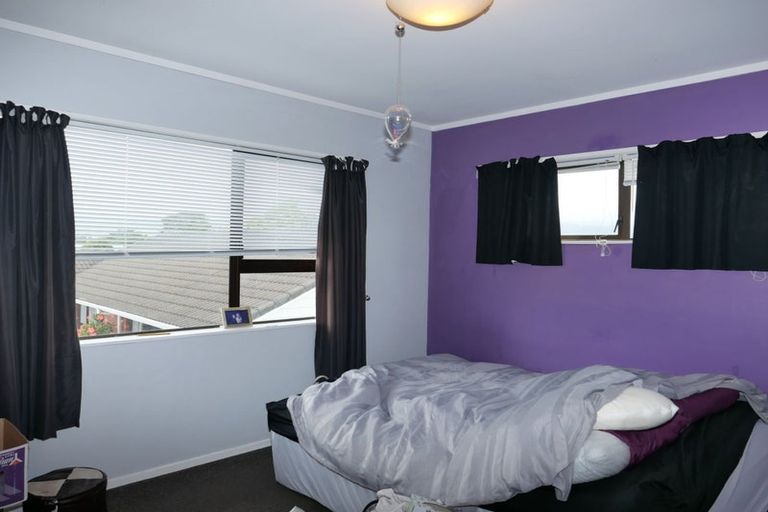 Photo of property in 8 Olive Terrace, Paraparaumu Beach, Paraparaumu, 5032