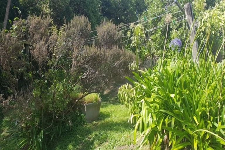 Photo of property in 119 Volga Street, Island Bay, Wellington, 6023