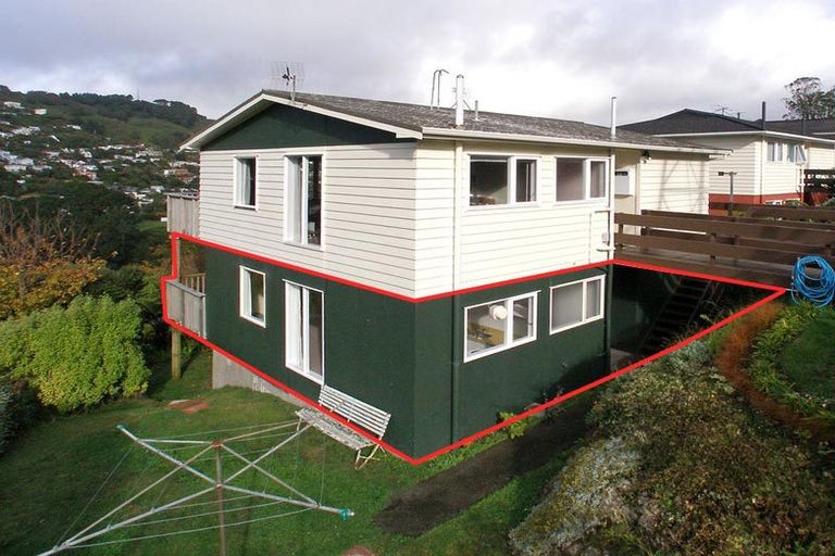 Photo of property in 41 Chartwell Drive, Crofton Downs, Wellington, 6035