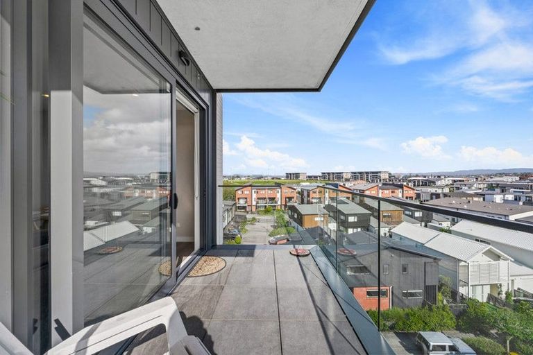 Photo of property in 111 Princes Street, Waikari, 7420