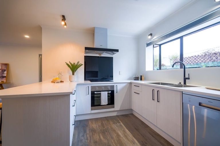 Photo of property in 53 Kedleston Drive, Avonhead, Christchurch, 8042