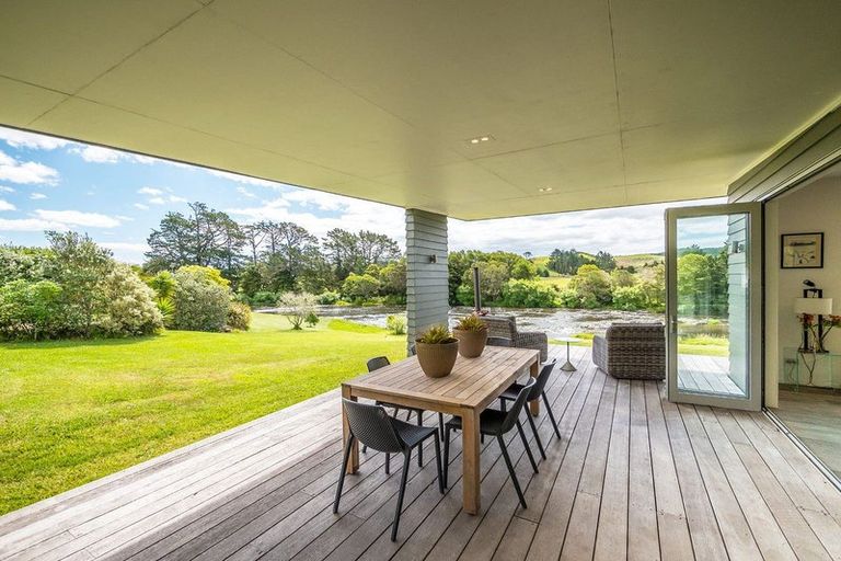 Photo of property in 610b Puketona Road, Haruru, 0204