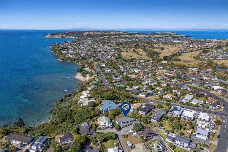 Photo of property in 9 Siesta Terrace, Gulf Harbour, Whangaparaoa, 0930