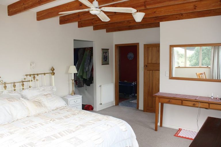 Photo of property in 5 Crossland Terrace, Lyttelton, 8082