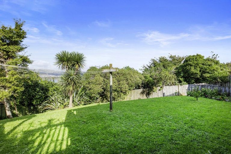 Photo of property in 12a Whenua View, Titahi Bay, Porirua, 5022