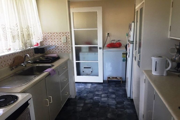 Photo of property in 26f1- Ararino Street, Trentham, Upper Hutt, 5018